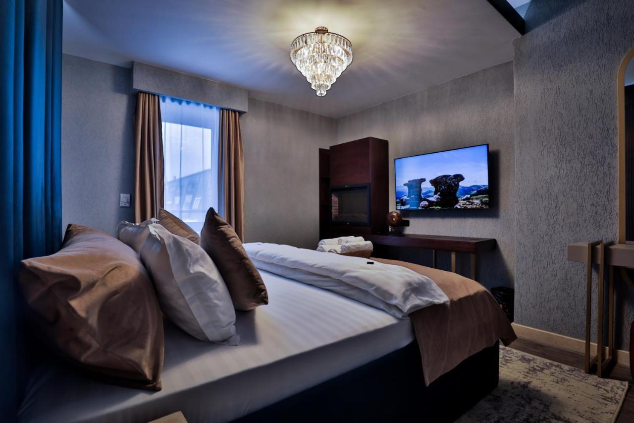Elexus Apartments 波亚纳布拉索夫 外观 照片